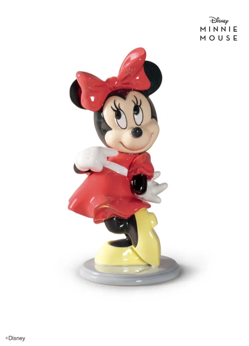 Limited Edition: Lladró x Disney Minnie Mouse™ Figurine