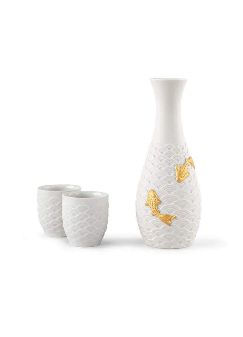Diseño y Decoración's Diasa's Koi Sake Set