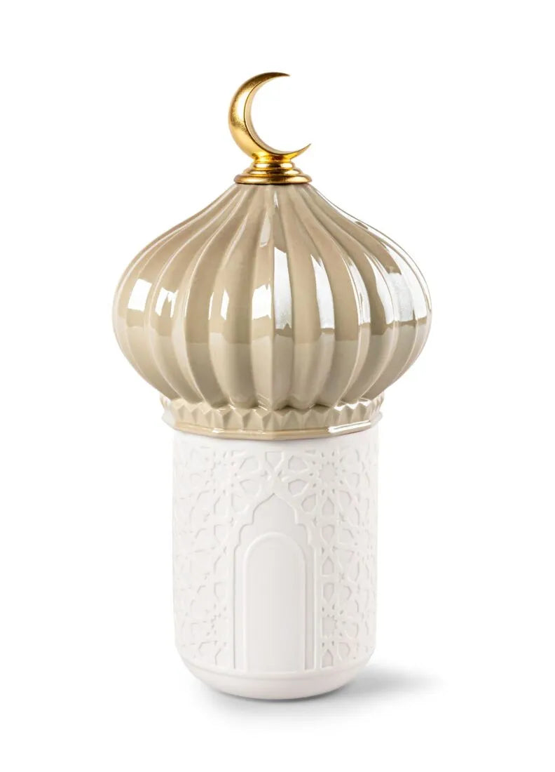 Lladro x Stoviglie: Susana Rodriguez's Majestic Nights Candle Cream - Oud Wood