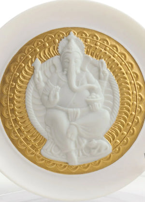 Lladro x Stoviglie: God of Luck - Ganesha Decorative Plate. Golden Lustre